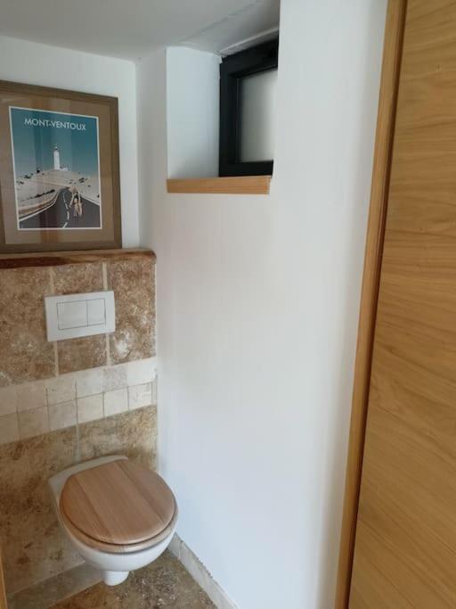 Gite De Charme Avec Jacuzzi Face Au Mont Ventoux Crestet Exterior foto